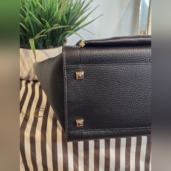 Henri Bendel The Rivington Black Leather Convertible Tote - Picture 9 of 16
